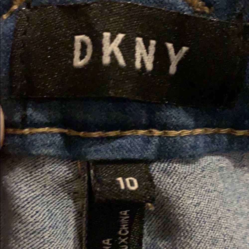 Jeans - Picture 8 of 9